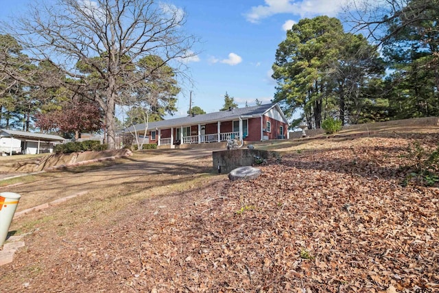 view of front of house featuring covered porch