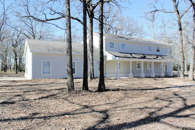 view of front of house featuring a porch