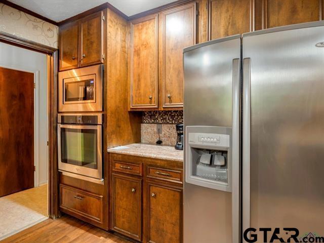 300 Cumberland Ln, Henderson, TX 75652 - photo 10
