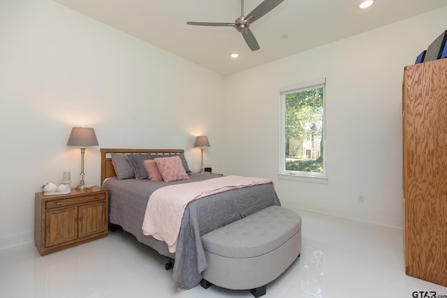 bedroom featuring ceiling fan