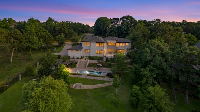 view of aerial view at dusk