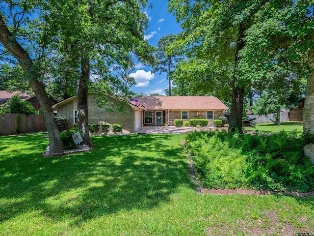 4922 Leaning Oaks Dr, Flint, TX 75762 - ranch-style home with brick siding