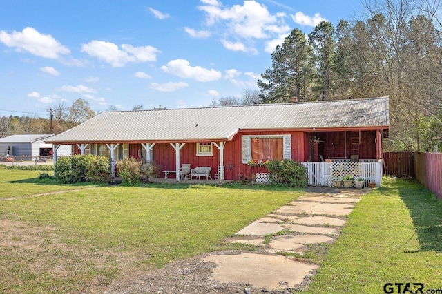 10926 W US Highway 84, Rusk, TX 75785 - view of front of house featuring a porch