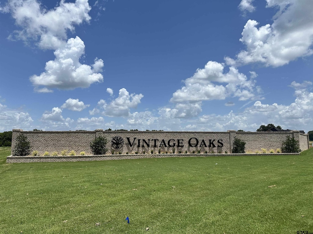 305 Heath Cir, Bullard, TX 75757 - photo 1
