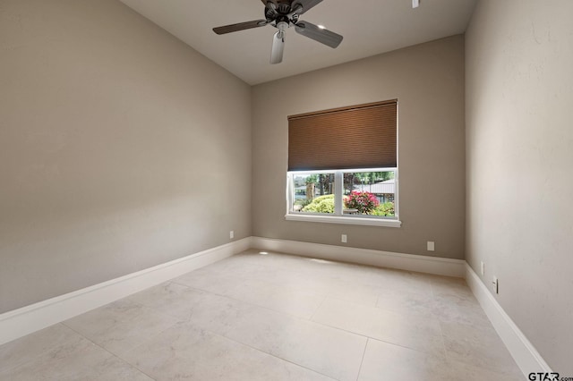 5581 Nancy Cir, Chandler, TX 75758 - spare room featuring baseboards and a ceiling fan