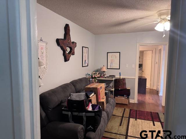 606 N Johnson St, Mineola, TX 75773 - photo 8