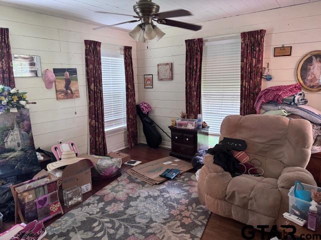 606 N Johnson St, Mineola, TX 75773 - photo 2
