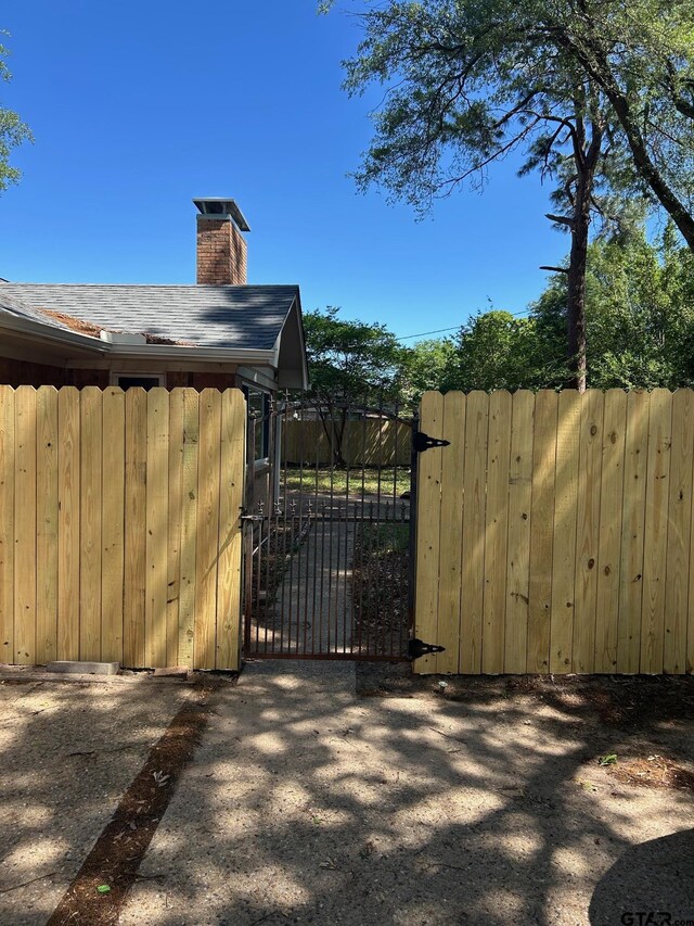 715 Belmont Dr, Athens, TX 75751 - view of gate