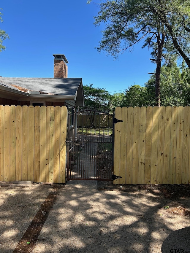 715 Belmont Dr, Athens, TX 75751 - view of gate