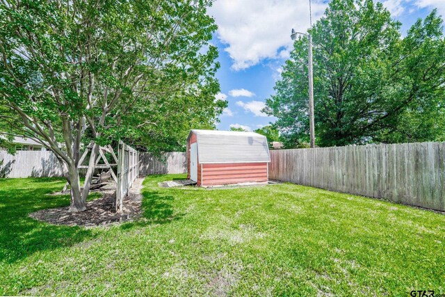 138 Drexel Dr, Sulphur Springs, TX 75482 - view of yard with a storage shed and an outdoor structure