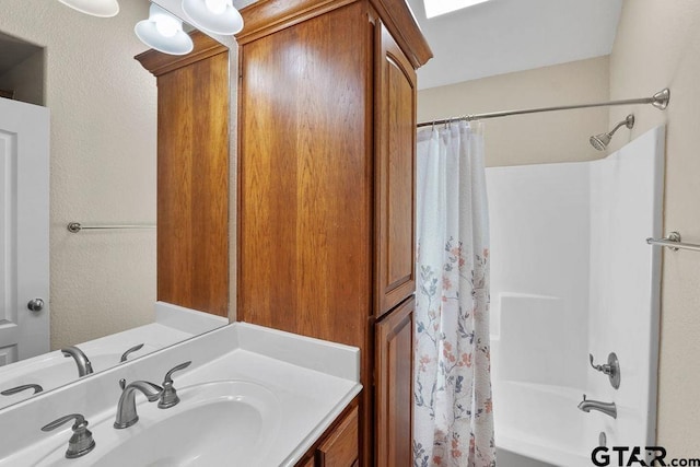 3029 Yasmeen Cir, Flint, TX 75762 - full bathroom featuring vanity and shower / bathtub combination with curtain