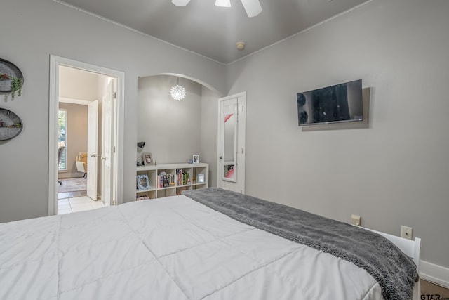 bedroom featuring ceiling fan