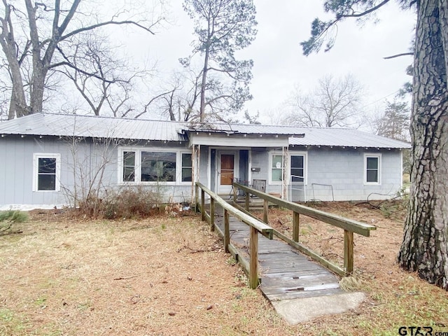 219 S Centre St, Dekalb, TX 75559 - photo 1
