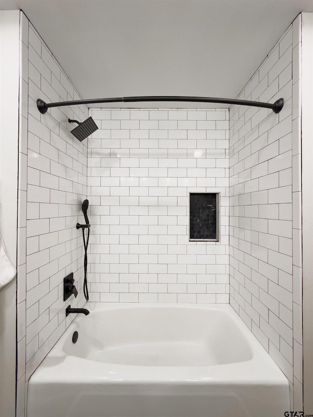 8116 Jewell Ln, Tyler, TX 75703 - bathroom featuring shower / tub combination
