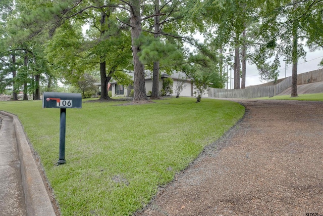 106 Wesley Dr, Palestine, TX 75801 - photo 4