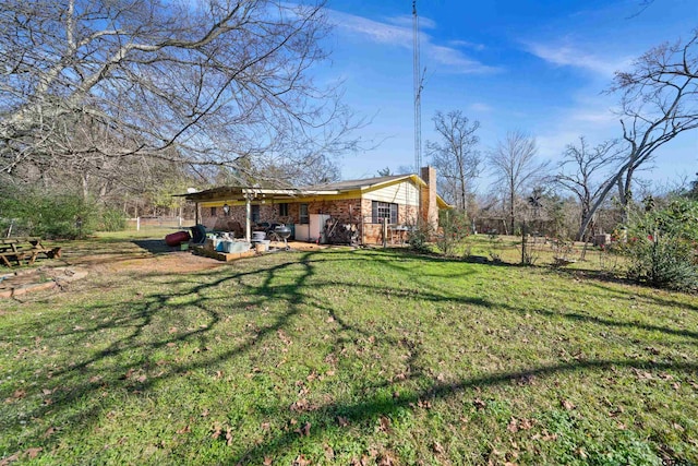 view of yard featuring a patio