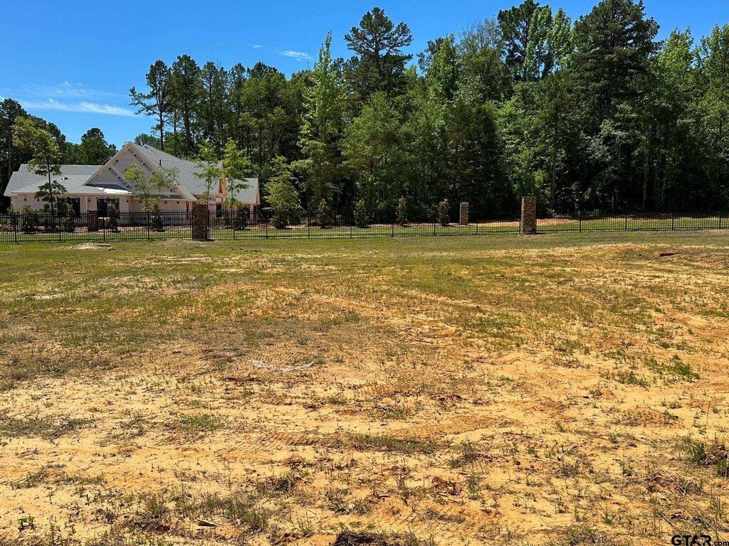 1721 Legacy Ct, Tyler, TX 75703