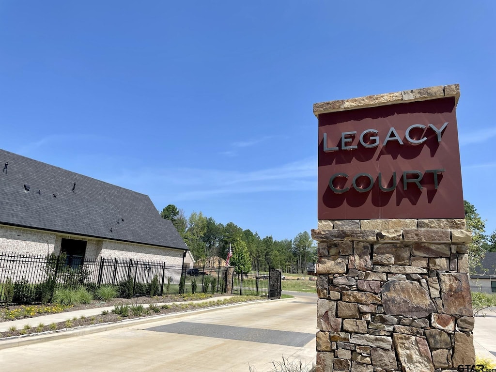 1721 Legacy Ct, Tyler, TX 75703