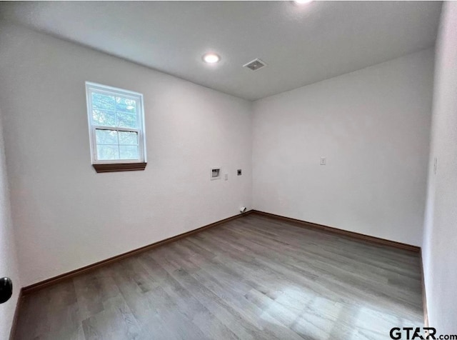 empty room featuring light hardwood / wood-style flooring