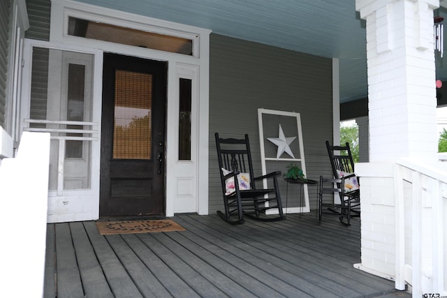 500 W Main St, Mount Vernon, TX 75457 - wooden terrace with covered porch