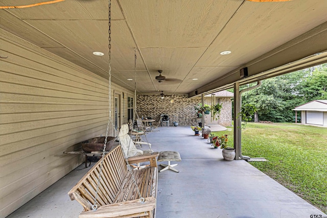 view of patio with ceiling fan