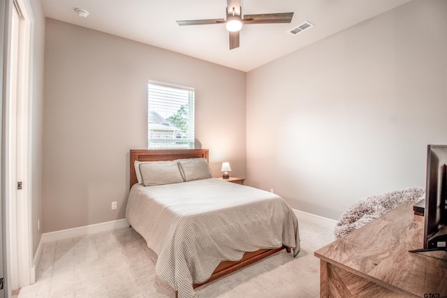 12240 Jazmin Cir, Flint, TX 75762 - bedroom featuring baseboards and a ceiling fan