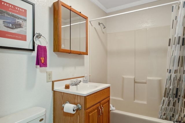 full bathroom featuring vanity, toilet, shower / bathtub combination with curtain, and crown molding