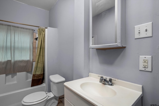 full bathroom with toilet, vanity, and shower / bathtub combination with curtain