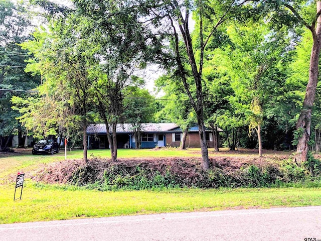15672 Fm 3204, Brownsboro, TX 75756 - view of front facade featuring a front yard