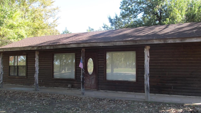 view of front facade