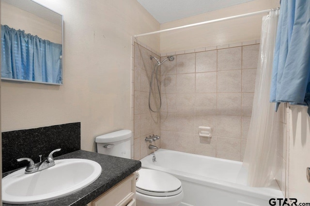 206 E Mims St, Tyler, TX 75702 - full bath with shower / bath combo with shower curtain, toilet, and vanity