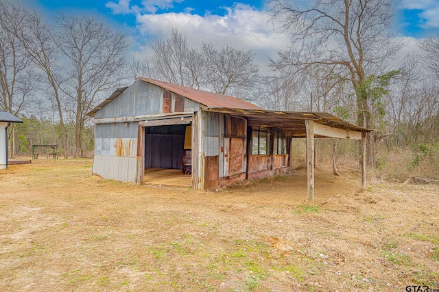 view of outbuilding