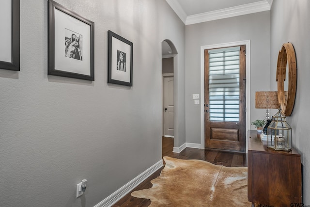 204 Providence Pl, Bullard, TX 75757 - foyer with wood finished floors, crown molding, baseboards, and arched walkways