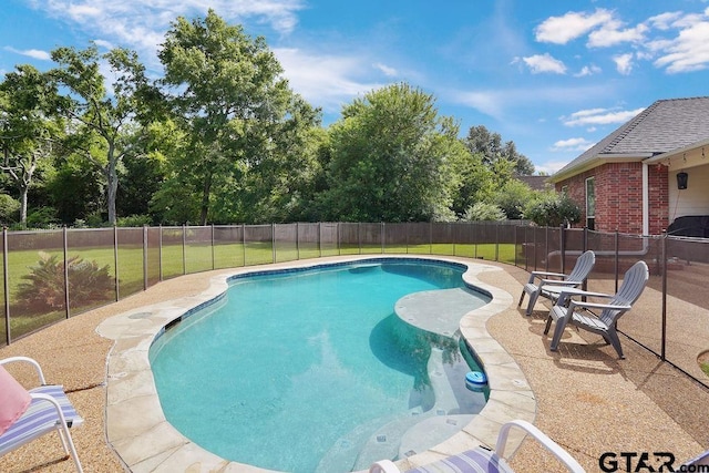 302 Coventry St, Bullard, TX 75757 - view of swimming pool featuring a patio area