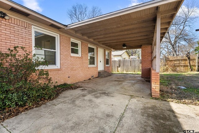 2444 Sunnybrook Dr, Tyler, TX 75701 - view of patio