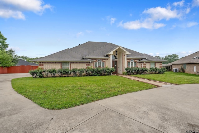 3072 Yasmeen Cir, Flint, TX 75762 - view of front facade featuring brick siding and driveway