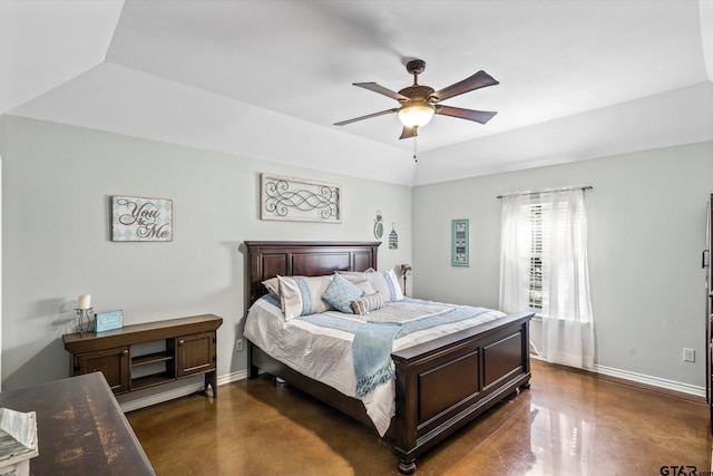 bedroom featuring ceiling fan