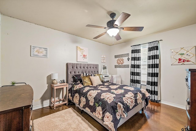 bedroom with ceiling fan