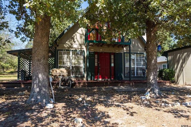 view of front of home