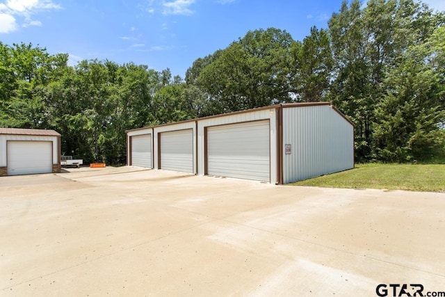 5766 Fm 279, Ben Wheeler, TX 75754 - detached garage with view of scattered trees