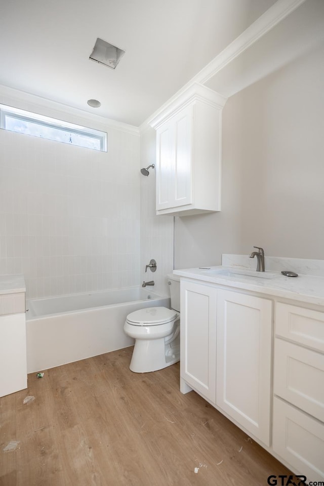 529 Eland Way, Bullard, TX 75757 - full bath with vanity, wood finished floors, and bathtub / shower combination