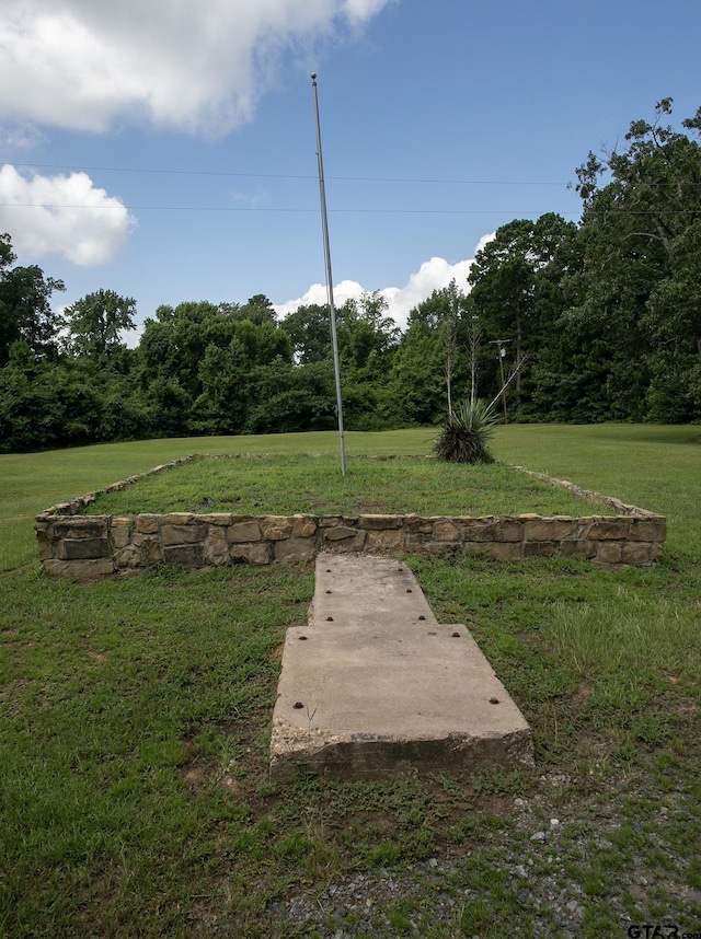 864 Pyeatt Dr, Gladewater, TX 75647 - photo 8