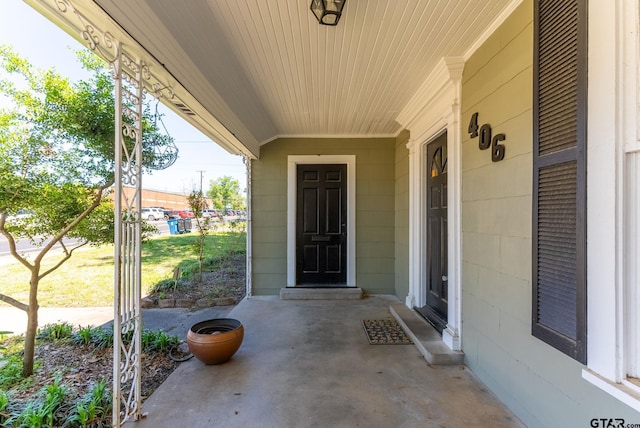 view of property entrance