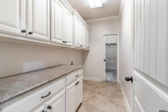 12260 Jazmin Cir, Flint, TX 75762 - unfurnished living room featuring crown molding, plenty of natural light, light tile patterned flooring, a ceiling fan, and built in features