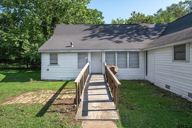 1498 Fm 279, Ben Wheeler, TX 75754 - view of front of home with a front yard and a shingled roof