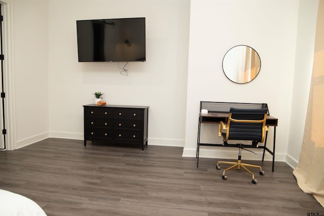 office area with dark wood-type flooring