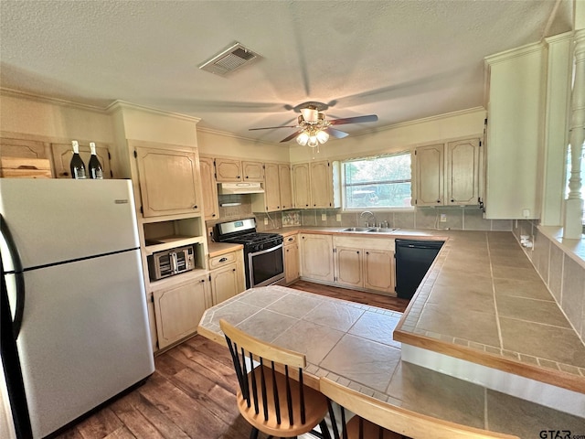 101 Taylor St, Como, TX 75431 - photo 8