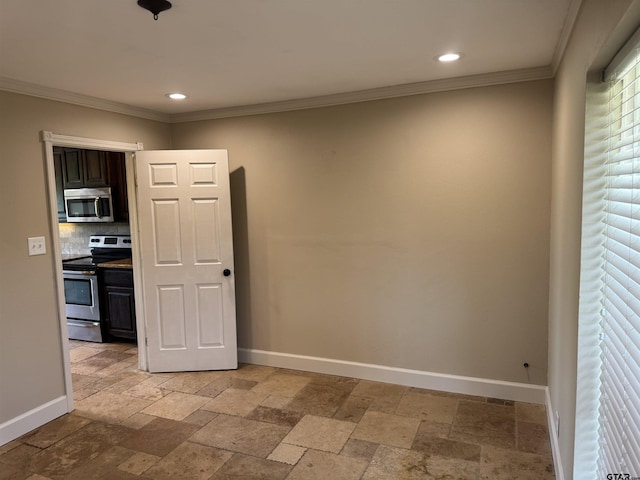 8856 Pleasant Hill Cir, Tyler, TX 75707 - empty room featuring recessed lighting, stone tile floors, and baseboards