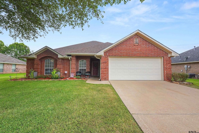 411 Amanda Ct, Whitehouse, TX 75791 - photo 1