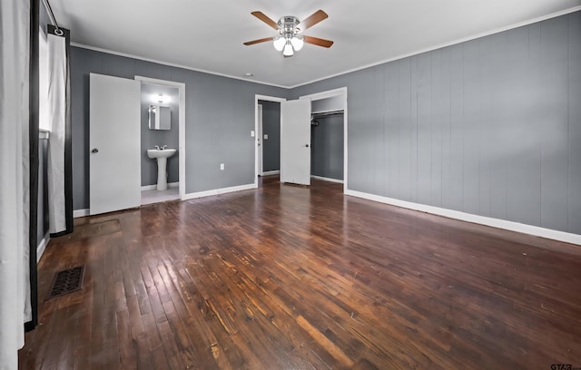 507 Bascom Rd, Whitehouse, TX 75791 - unfurnished bedroom featuring crown molding, hardwood / wood-style floors, ceiling fan, ensuite bathroom, and a closet